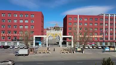 4k航拍锡盟蒙古中学美丽校园空镜素材视频的预览图